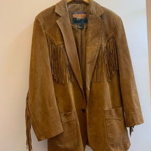 ☮️💚 Suede leather fringe jacket. Rep my hippies.